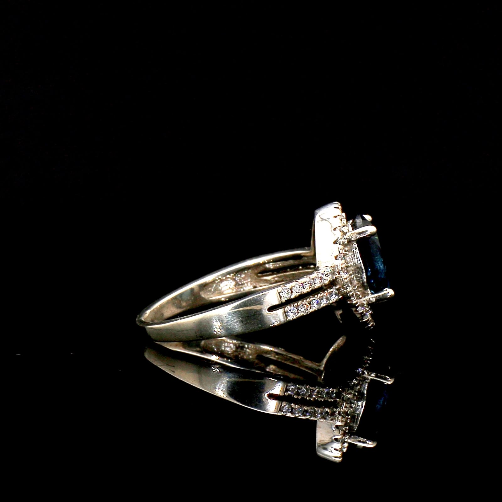 Landon Bluue Topaz Ring — Round Cut, view 3